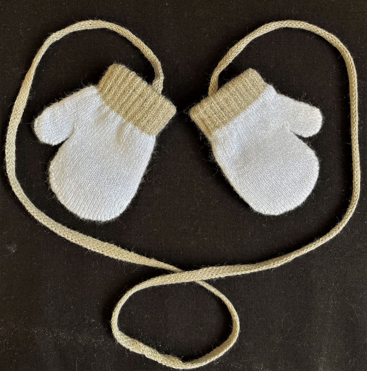 Baby String Mitts Mittens Girl Boy Unisex Knitted eBay