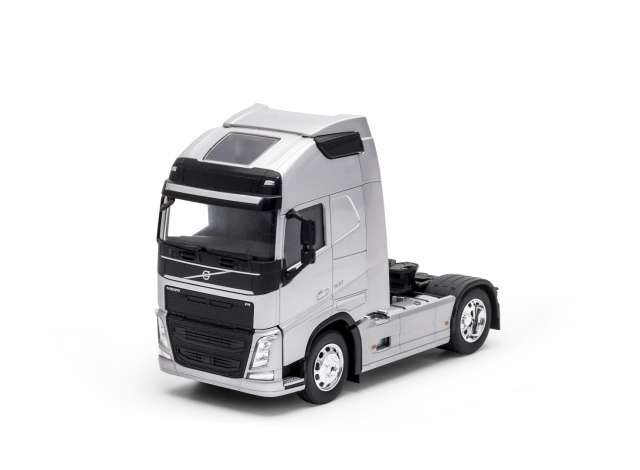 Welly 32690ss Volvo Fh 4x2 2016 Silver 1 32 Scale - 1 axle boat trailer with truck roblox